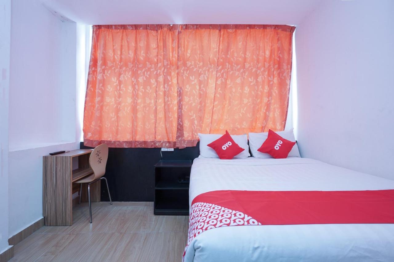 Oyo 90106 Sindbad Hotel Kuala Lumpur Bagian luar foto