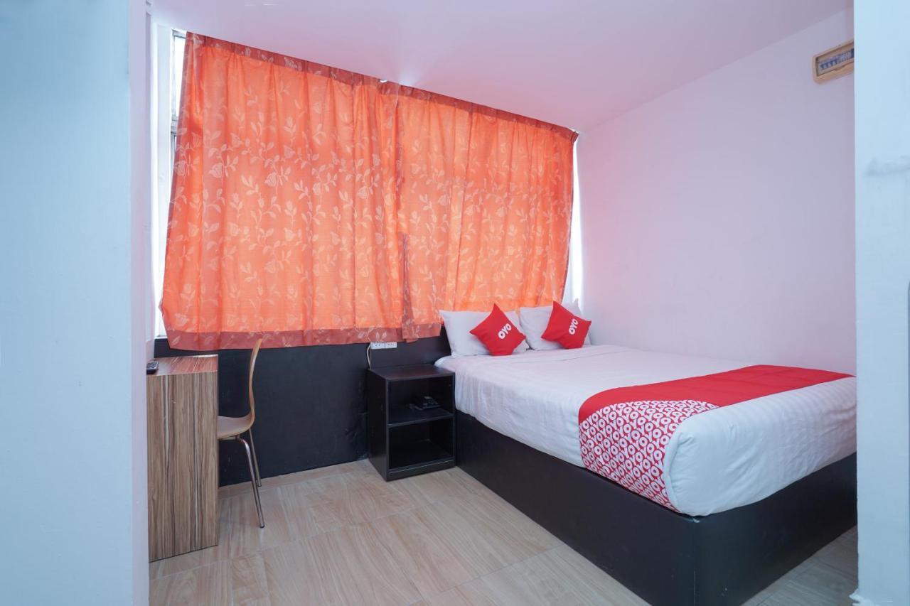 Oyo 90106 Sindbad Hotel Kuala Lumpur Bagian luar foto
