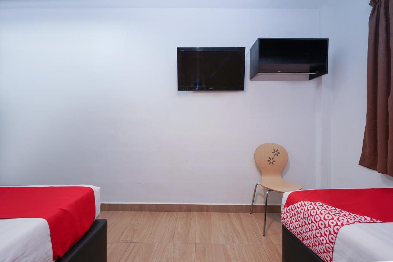 Oyo 90106 Sindbad Hotel Kuala Lumpur Bagian luar foto