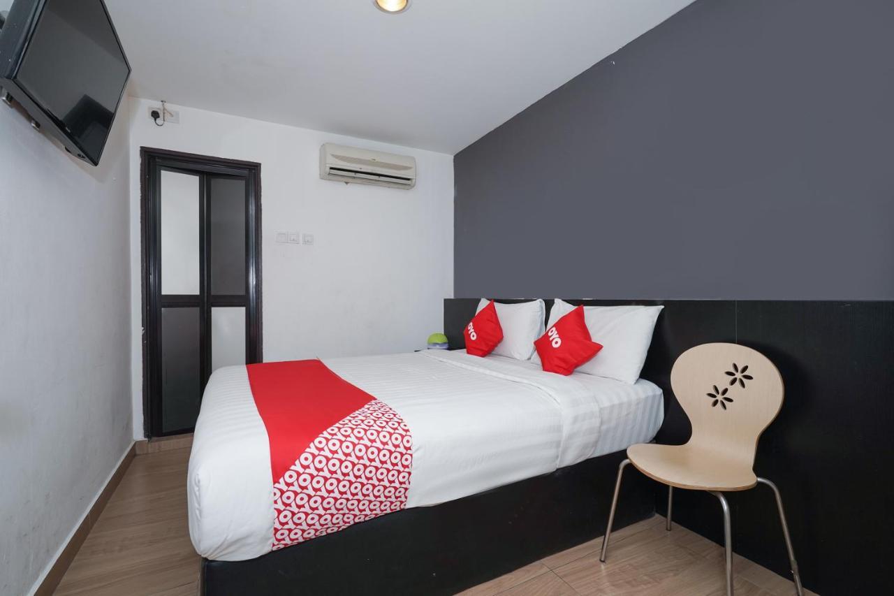 Oyo 90106 Sindbad Hotel Kuala Lumpur Bagian luar foto