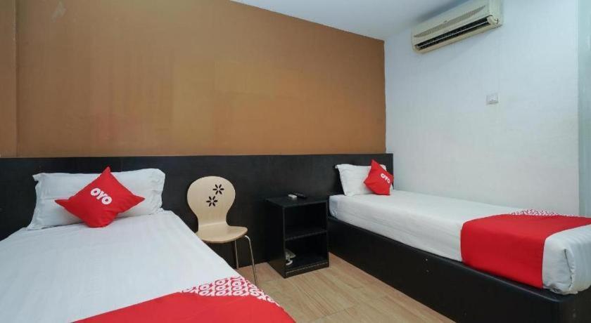 Oyo 90106 Sindbad Hotel Kuala Lumpur Bagian luar foto