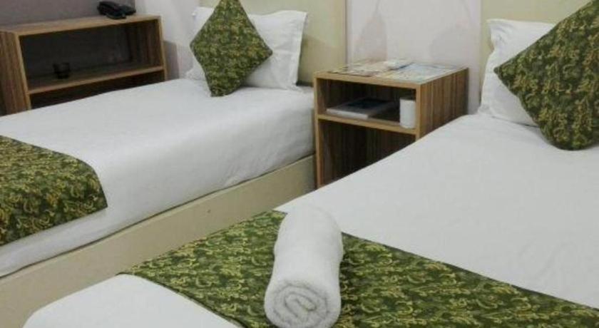 Oyo 90106 Sindbad Hotel Kuala Lumpur Bagian luar foto