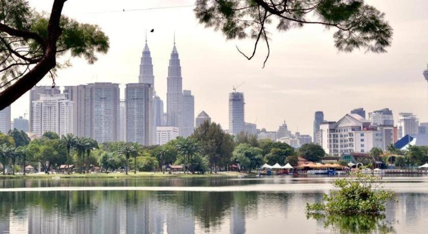 Oyo 90106 Sindbad Hotel Kuala Lumpur Bagian luar foto