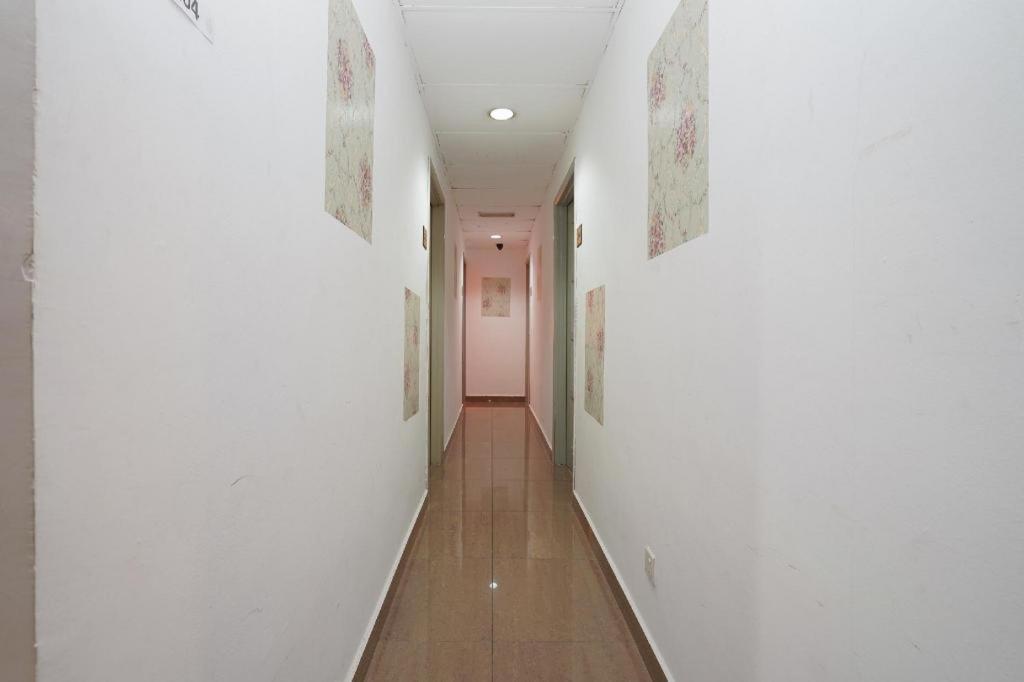 Oyo 90106 Sindbad Hotel Kuala Lumpur Bagian luar foto