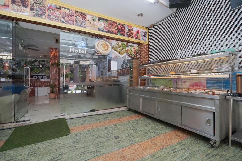 Oyo 90106 Sindbad Hotel Kuala Lumpur Bagian luar foto